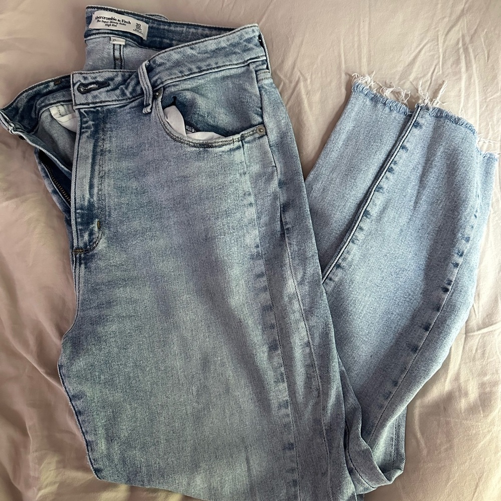 Abercrombie curve love jeans